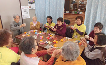 ゆずっこ元気体操後の茶話会の様子