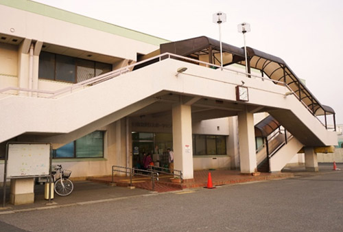 川口安行スポーツセンター01
