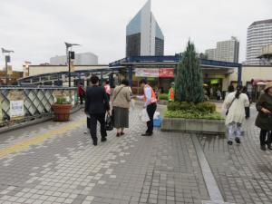 川口駅前振り込め詐欺防止キャンペーン風景3