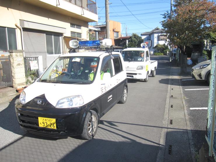 川口市江戸袋町会防犯パトロール風景5