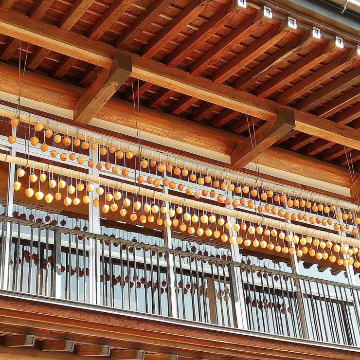 三峯神社干し柿