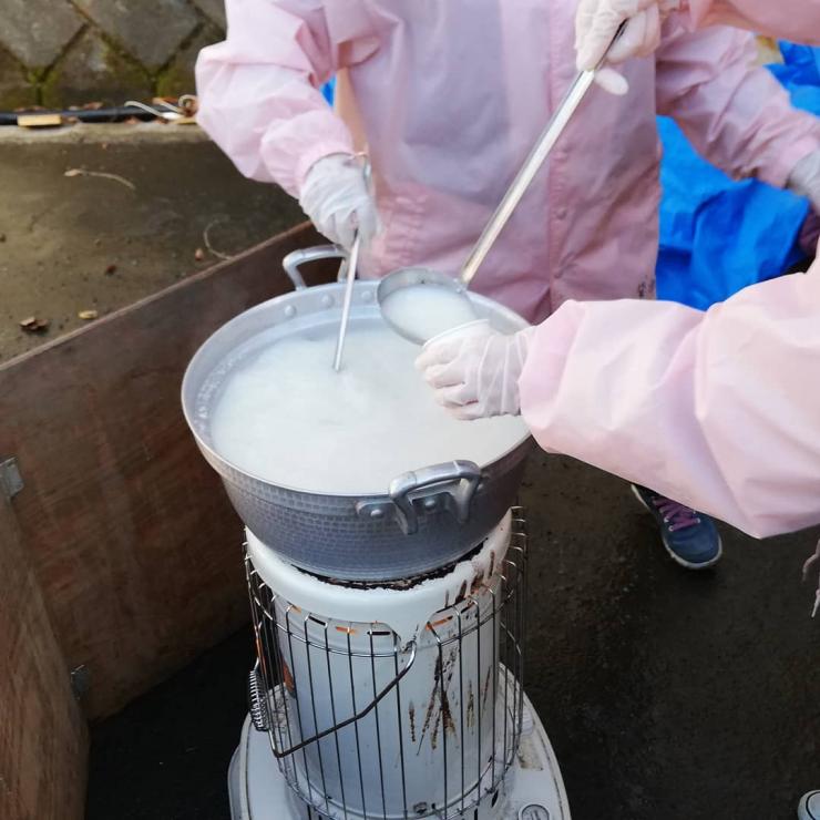 あしがくぼの氷柱でも甘酒