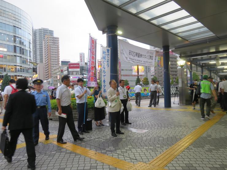 川口駅前防犯キャンペーン3