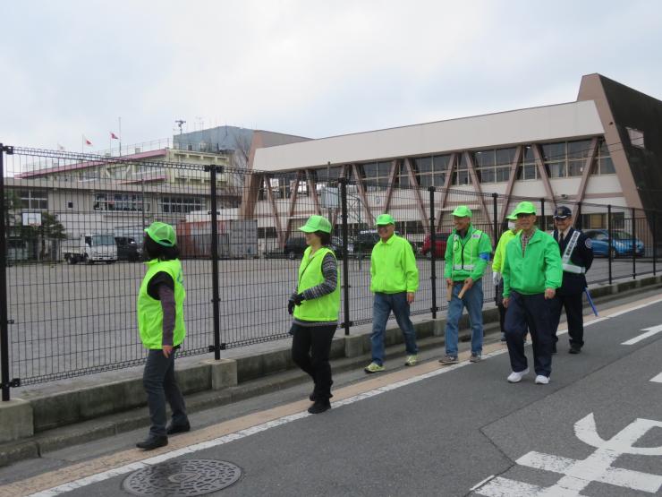 防犯隊パトロール新曽下町会03