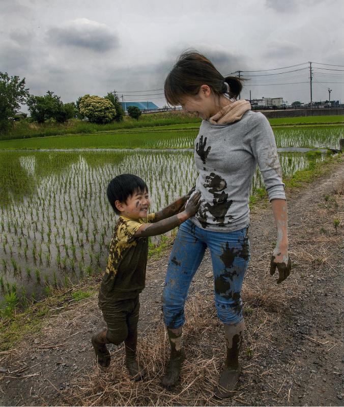 息子の手