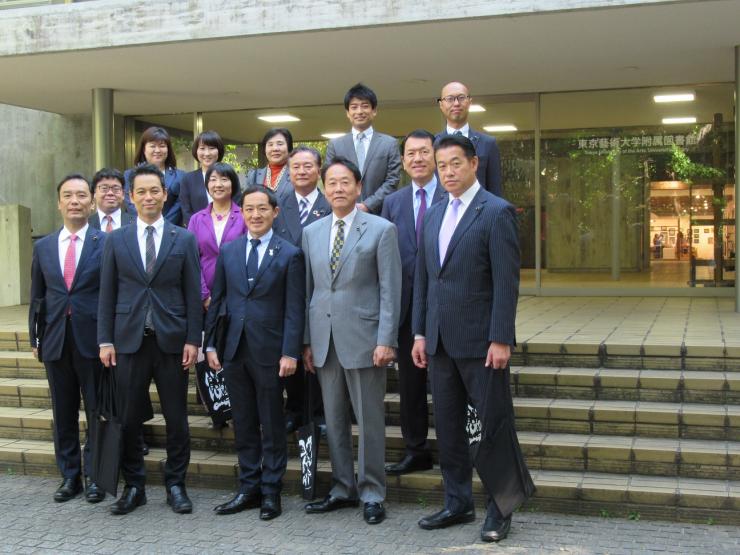 東京藝術大学附属図書館での様子