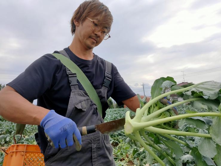 作業中の村山さん