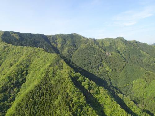両神山上空
