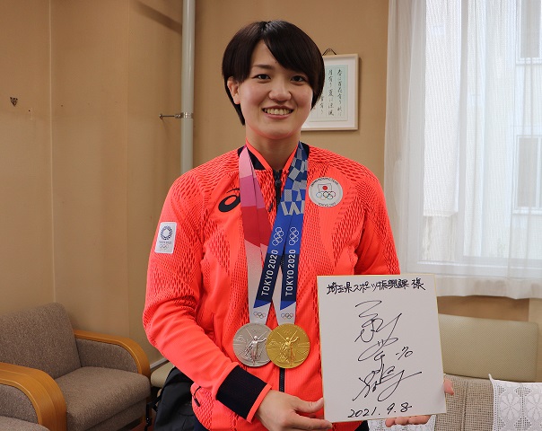 新井千鶴選手