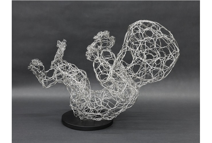 ビクタータンさん「Hug」