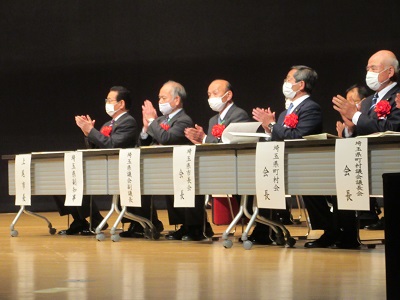 総会の様子（写真）