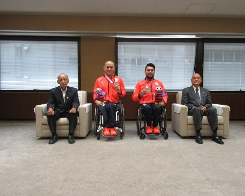 写真：記念撮影