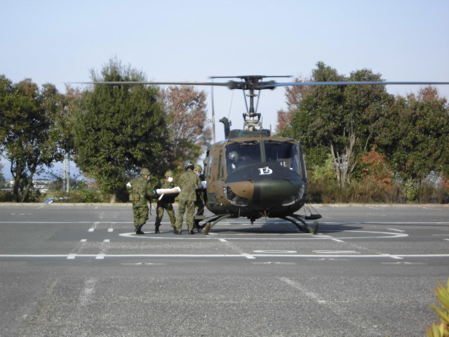 自衛隊ヘリコプター