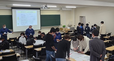 城西大学での避難所運営ゲームの様子1