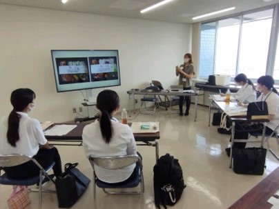 寄居町での様子