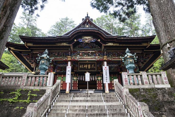 三峯神社　拝殿