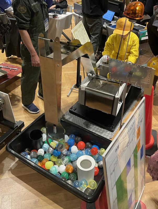 多関節ロボットアーム写真