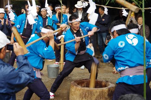 金谷の餅つき踊り