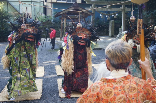 獅子舞2