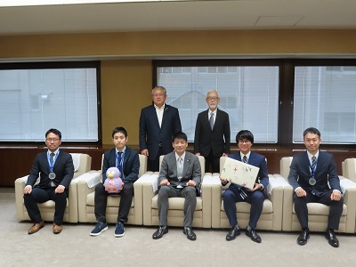 写真：記念撮影
