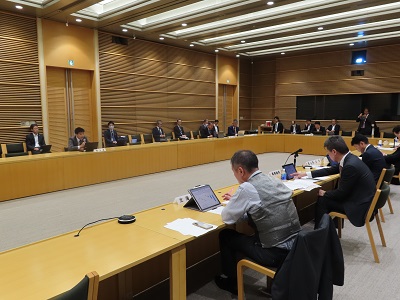 写真：懇談会の様子