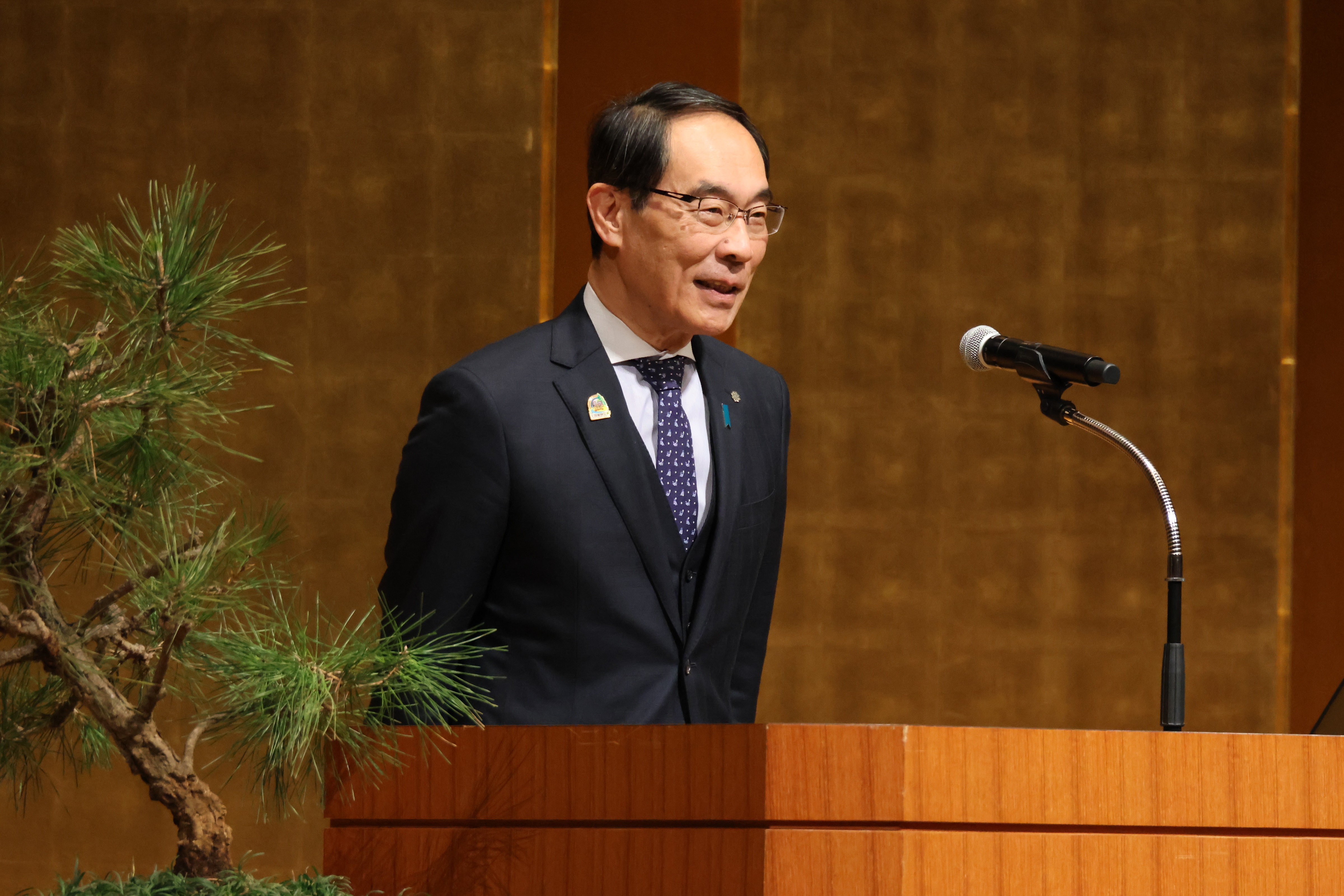 知事の挨拶の様子
