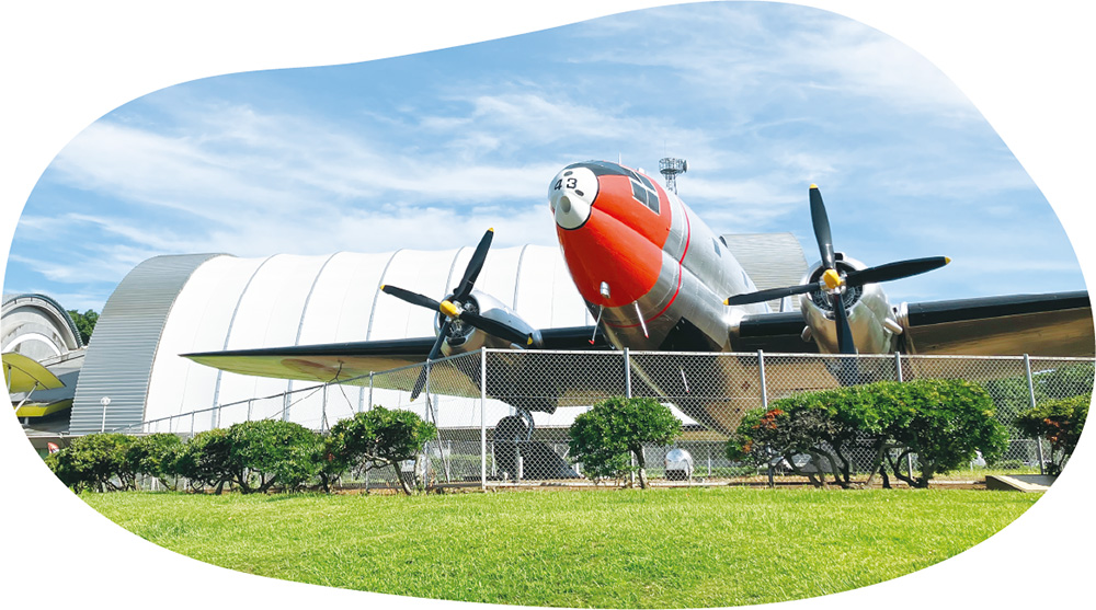 C-46中型輸送機の写真
