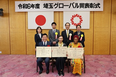 写真：受賞者との記念撮影