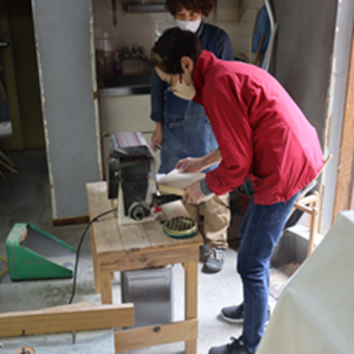 大人の木工体験（スツール作り）1の写真