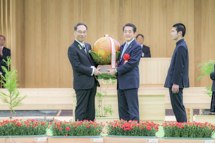 記念式典・リレーセレモニー