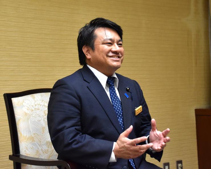 井上航代表