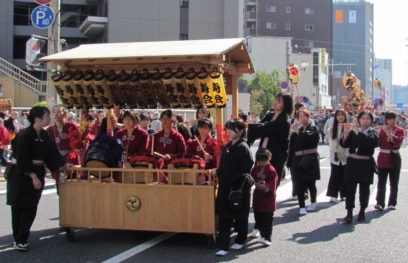 画像：飯塚氷川神社神社例大祭