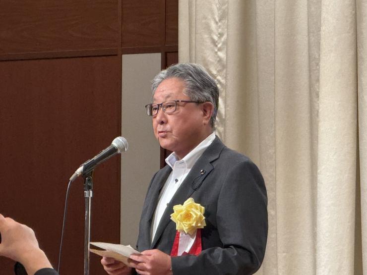 飯塚俊彦副議長の写真