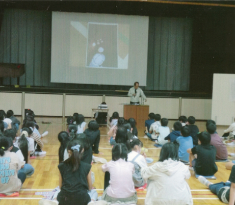 平和の語り部活動の写真
