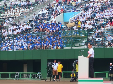 祝辞を述べる大野知事