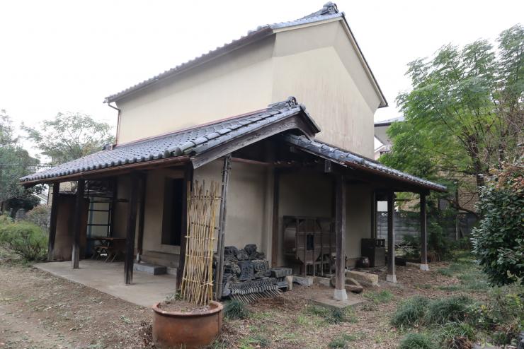 小山家住宅蔵01