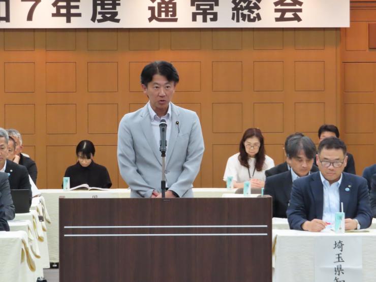 白土幸仁議長の写真
