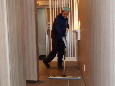 仕事をしている様子