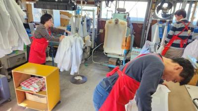 仕事をしている様子