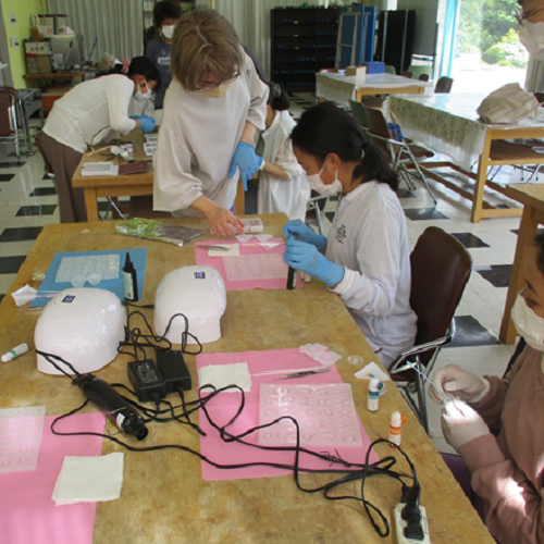 キーホルダー作り（レジン）教室の写真