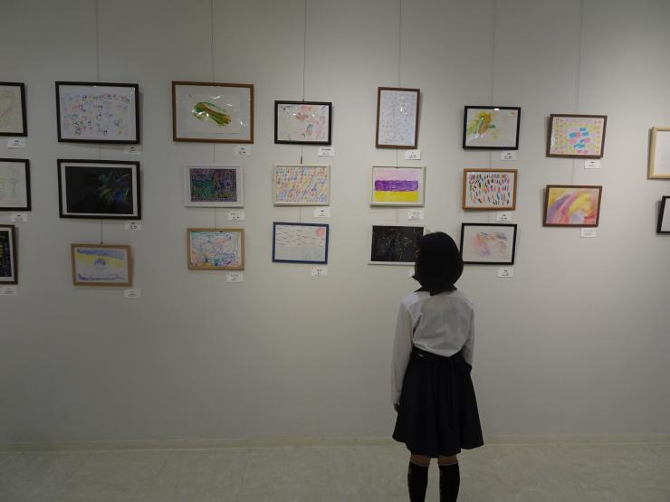 令和7年度障害者絵画展の写真3