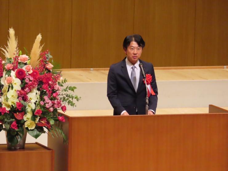 白土幸仁議長の写真