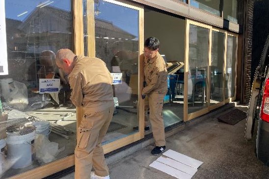 実施中建具入替