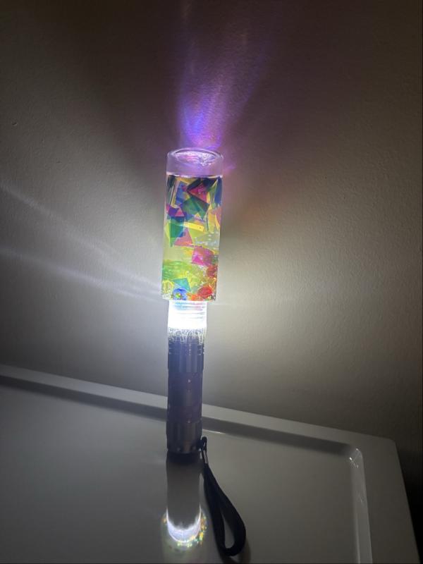 ペンライト（ON）