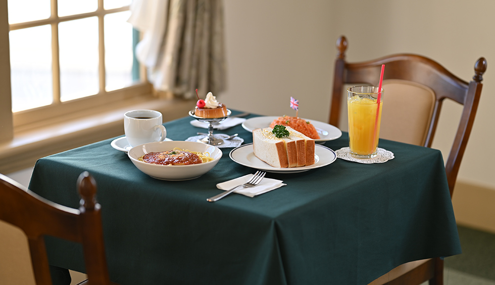 アンティーク調の店内写真