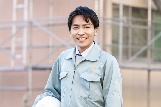 建築職の顔写真
