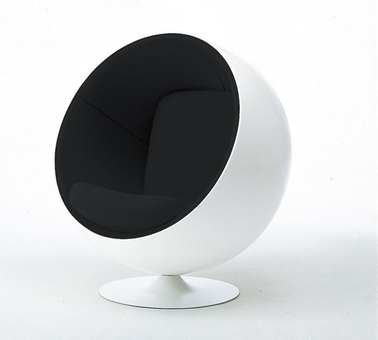 エーロ・アールニオ《ボールチェア》画像