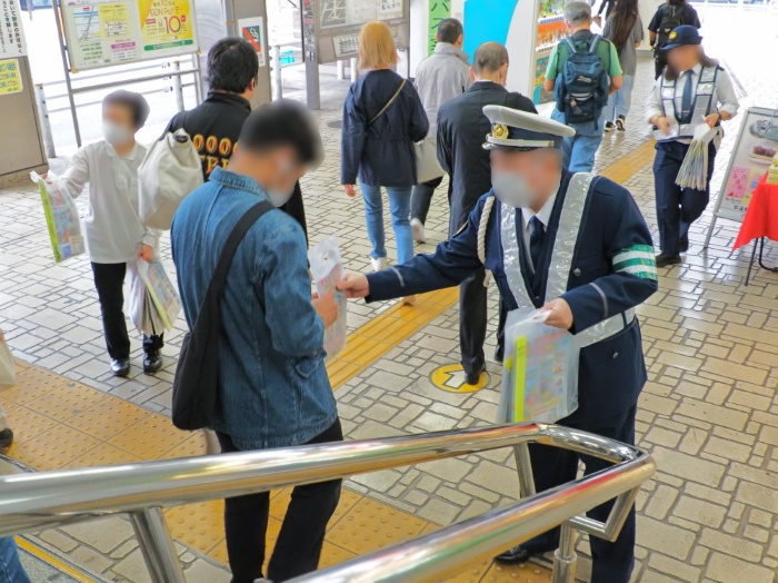 防犯キャンペーンの様子の写真7