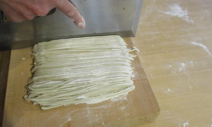 里山を五感で味わう～二八そば打ち体験をしよう!!～