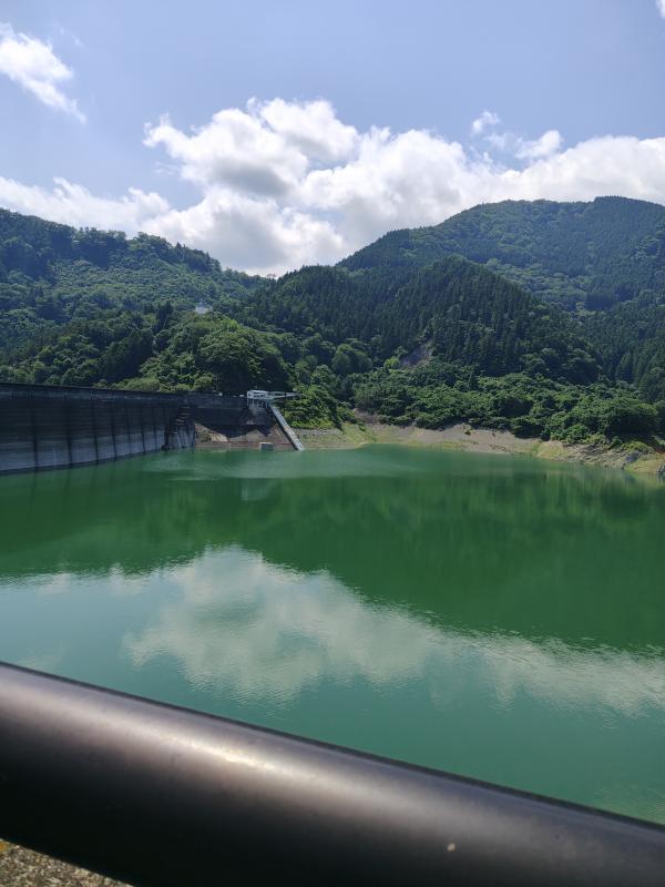 ツアー当日の神流湖